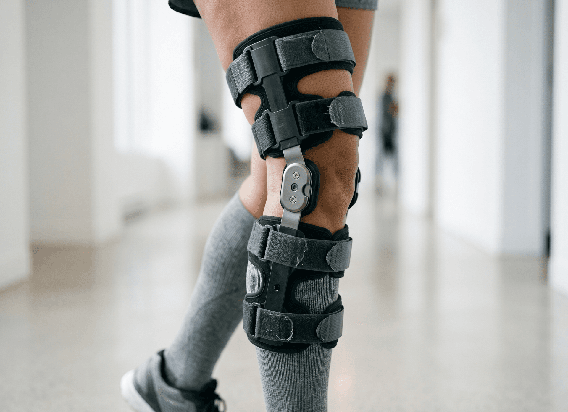 Custom knee brace